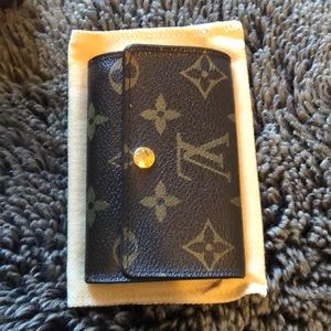 Louis Vuitton Key Card Holder